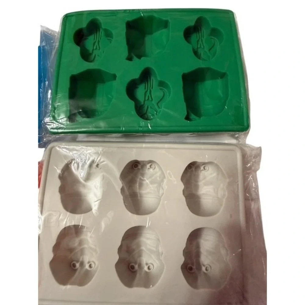 NEW Star Wars Silicone Molds Candy Ice Chocolate Wax Melts Soap Set of 5 Trays